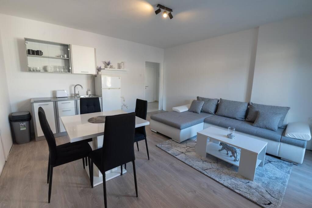 Апартаменти Apartman Iva Задар Екстер'єр фото
